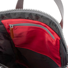 Load image into Gallery viewer, Roka SMALL Canfield B Rucksack POPPY
